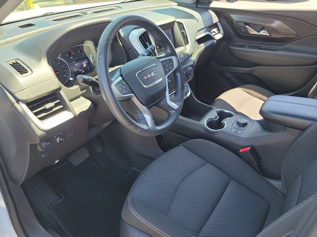 Used 2022 GMC Terrain SLE w/ Driver Convenience Package FWD image 17
