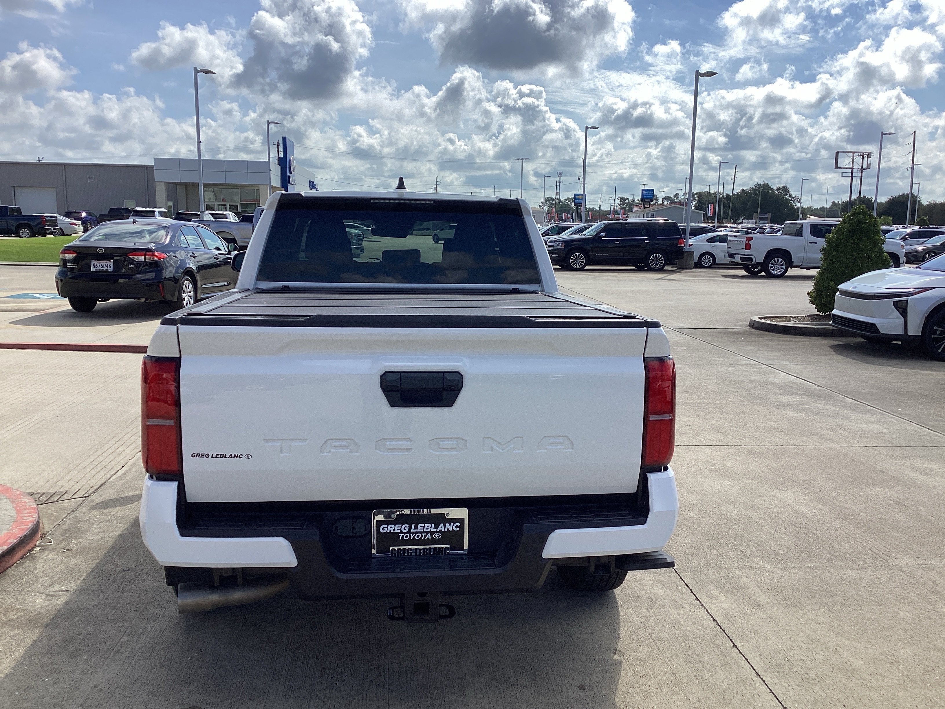 Used 2024 Toyota Tacoma SR5 RWD image 6