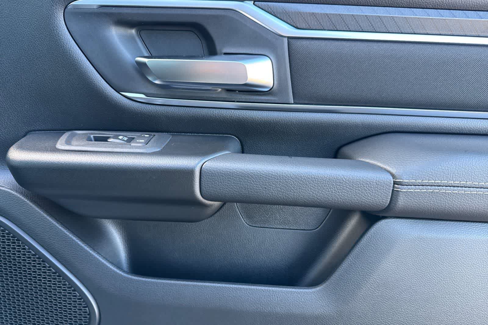 New 2026 RAM 1500 Big Horn AWD/4WD image 18