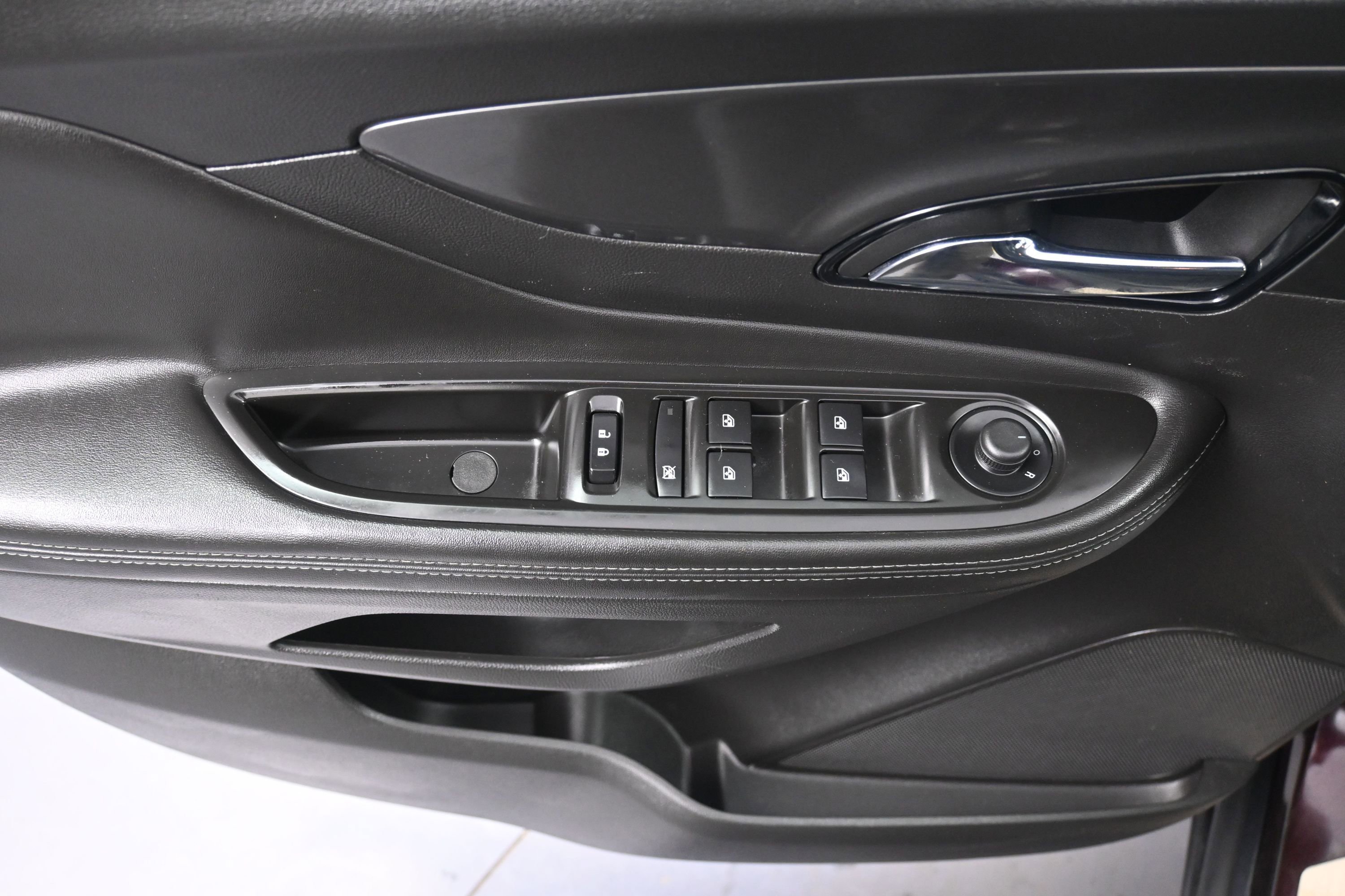 Used 2017 Buick Encore Preferred FWD image 16