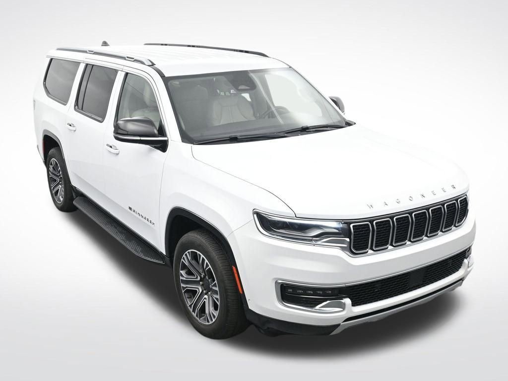 Used 2024 Jeep Wagoneer L Series II w/ Flexible Seating Group image 23