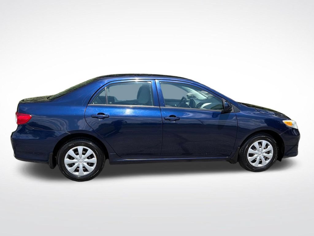 Used 2011 Toyota Corolla FWD image 6