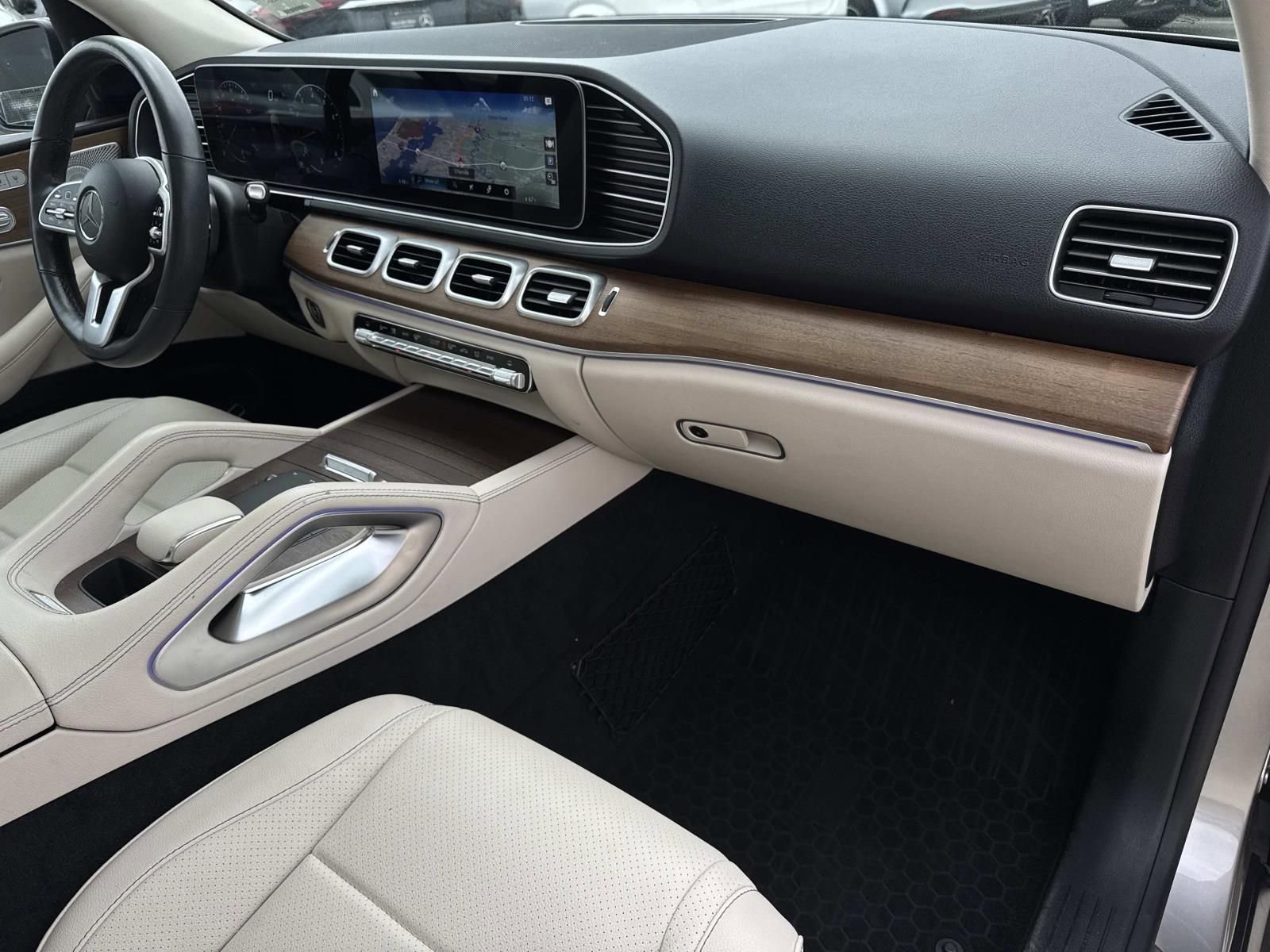 Used 2021 Mercedes-Benz GLE 350 4MATIC image 11