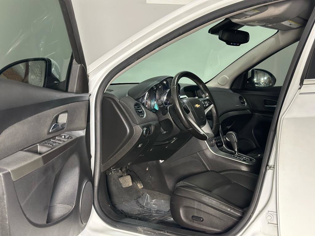 Used 2015 Chevrolet Cruze LTZ FWD image 11
