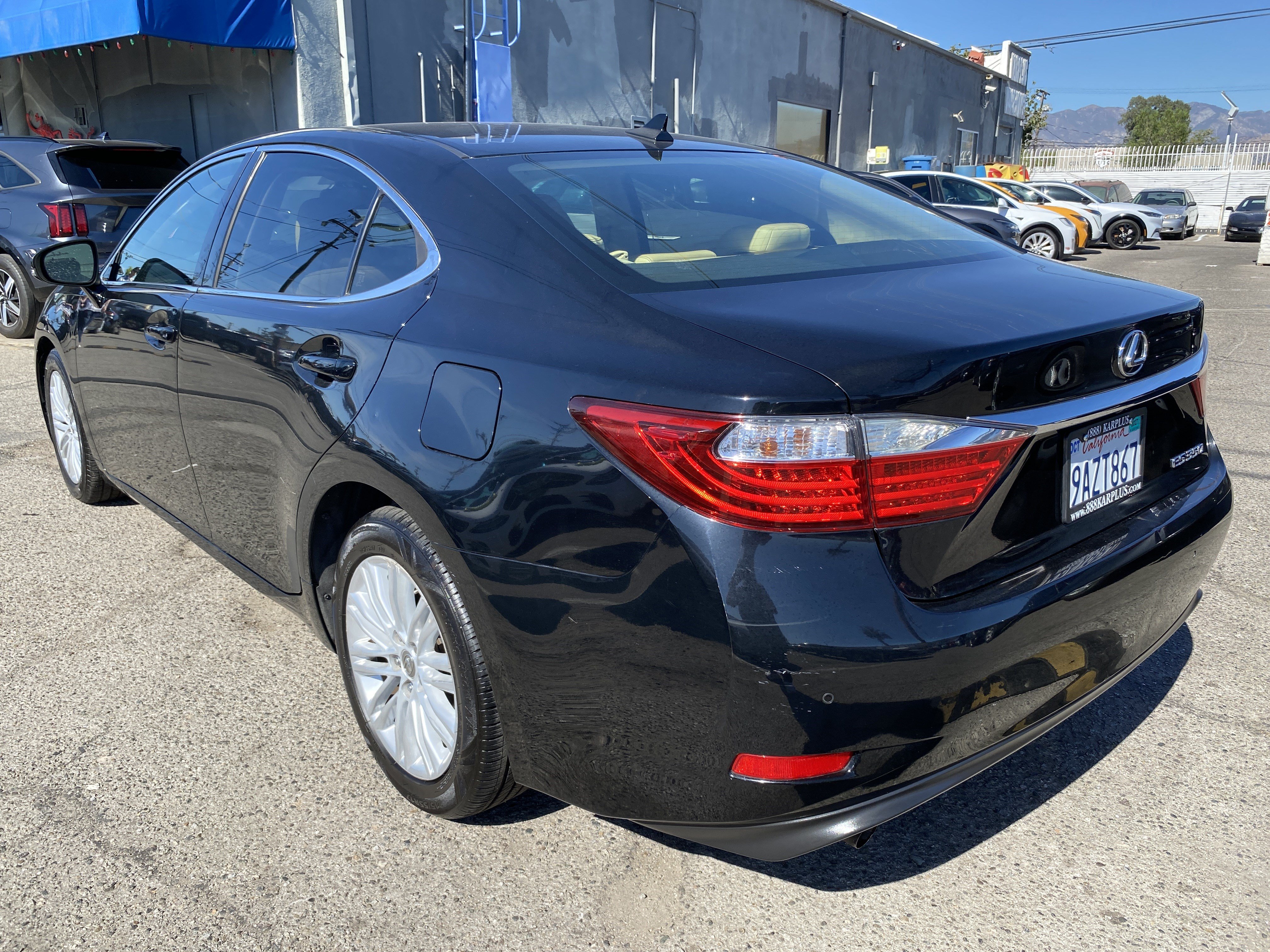 Used 2013 Lexus ES 350 w/ Premium Pkg FWD image 12