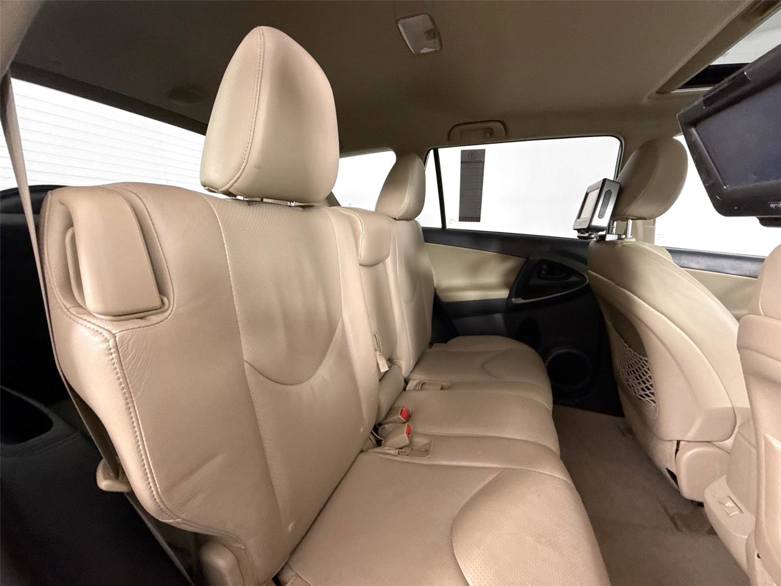 Used 2012 Toyota RAV4 Limited image 31