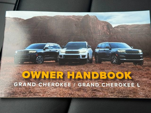 Used 2025 Jeep Grand Cherokee Limited w/ Trailer Tow Package image 25