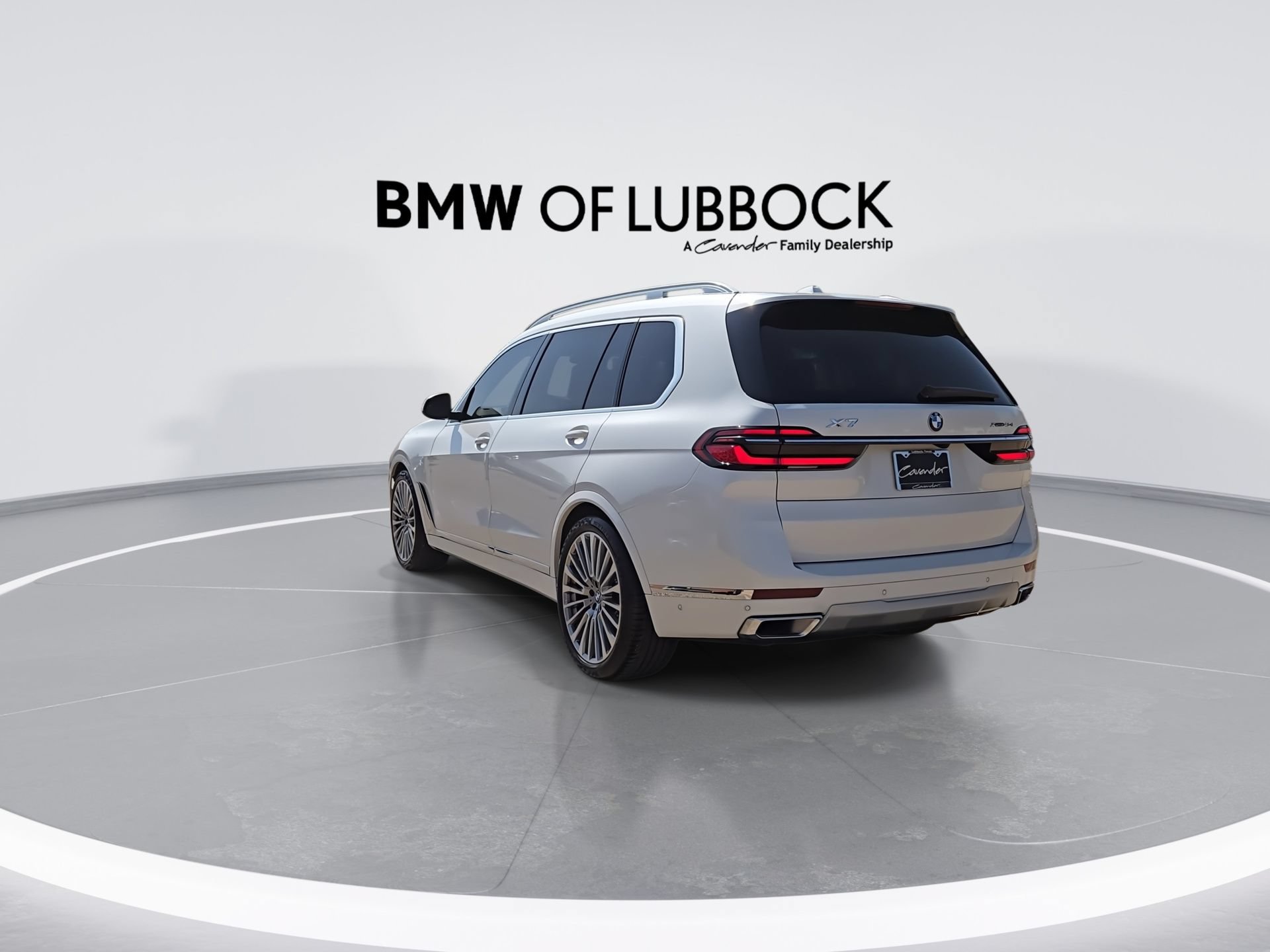 Used 2026 BMW X7 xDrive40i AWD/4WD image 7