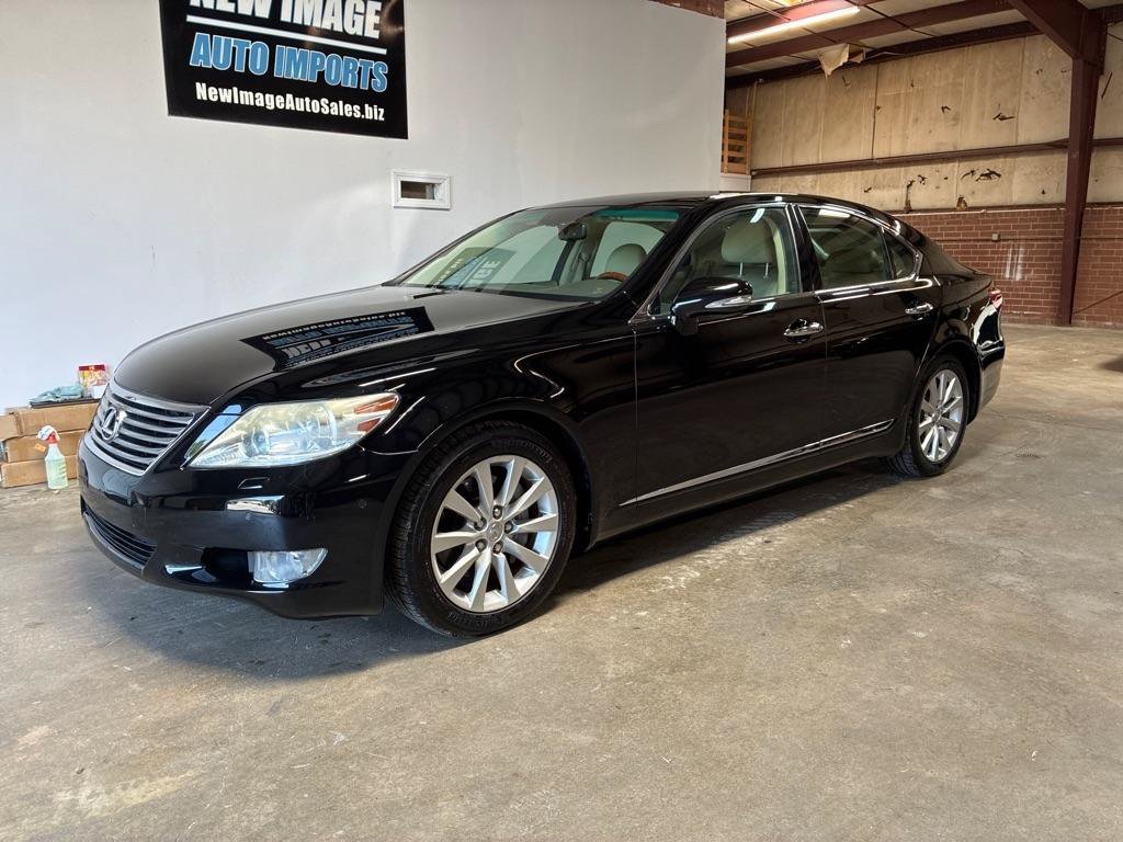Used 2012 Lexus LS 460 w/ Comfort Pkg RWD image 6