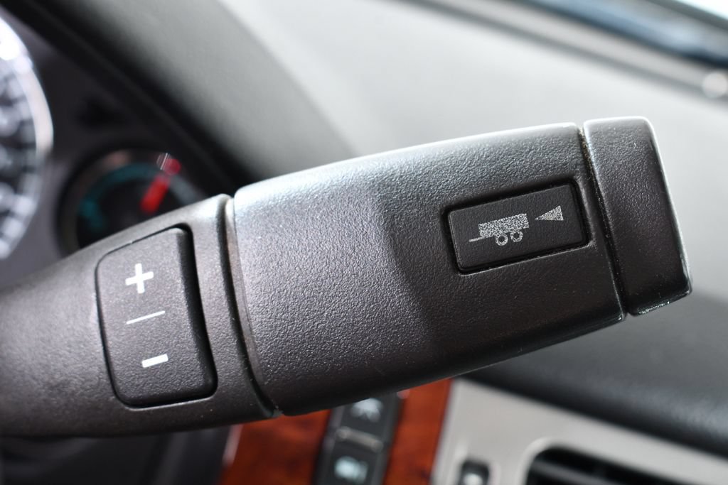 Used 2013 GMC Sierra 1500 SLT w/ SLT Convenience Package AWD/4WD image 24