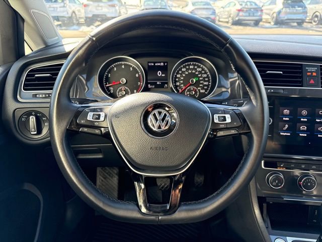 Used 2019 Volkswagen Golf SE image 33