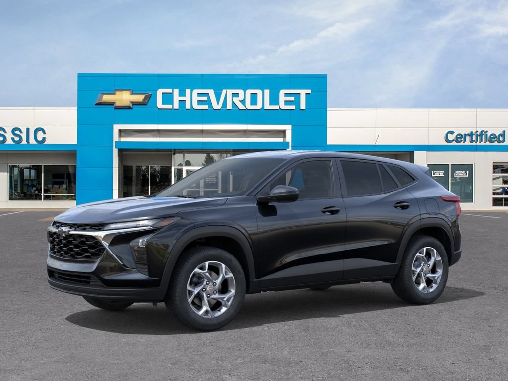 New 2026 Chevrolet Trax LS w/ LS Convenience Package FWD image 2