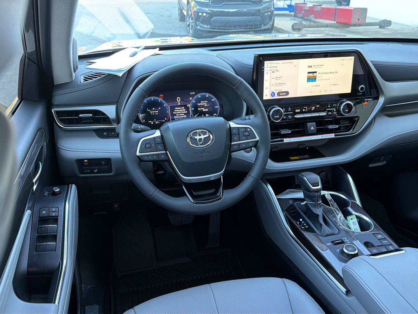 New 2026 Toyota Highlander Limited AWD/4WD image 19