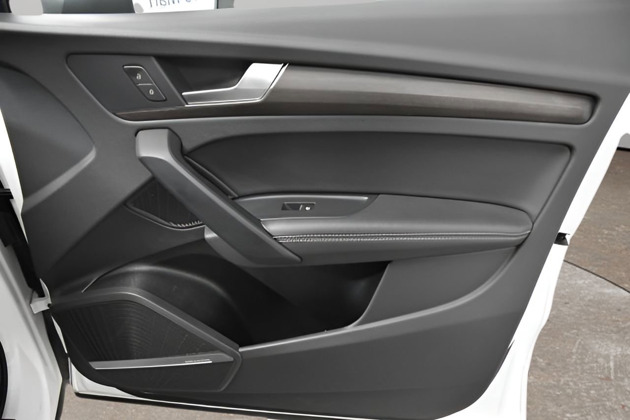 Used 2024 Audi Q5 2.0T Premium Plus image 37