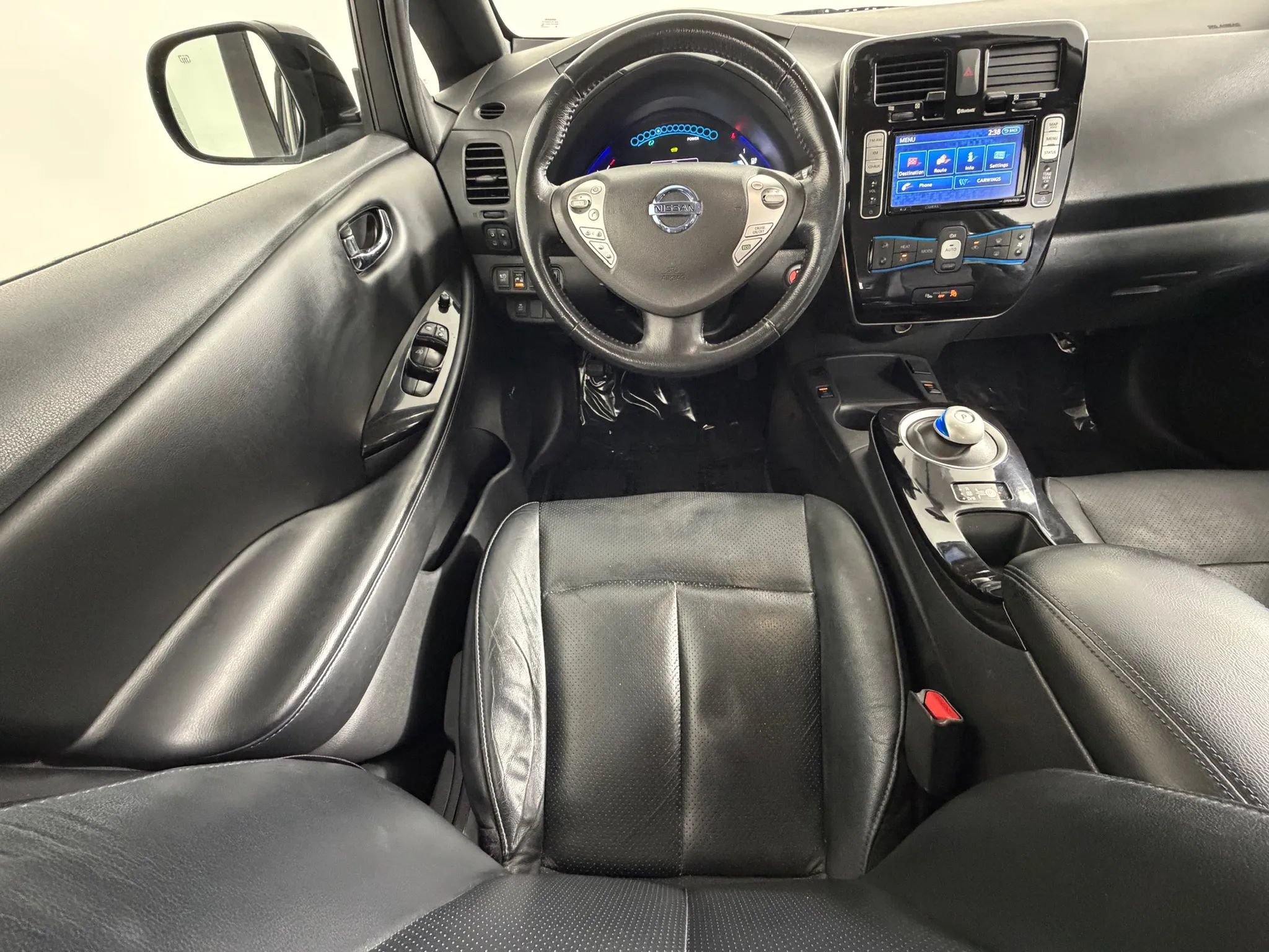 Used 2013 Nissan Leaf SL w/ Premium Pkg FWD image 11