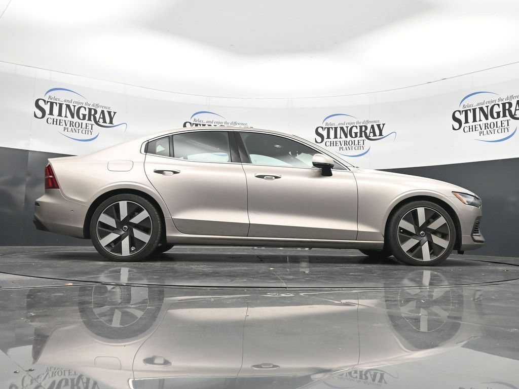 Used 2023 Volvo S60 T8 Ultimate AWD/4WD image 33