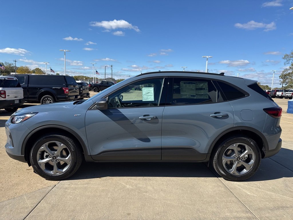 New 2026 Ford Escape ST-Line image 3