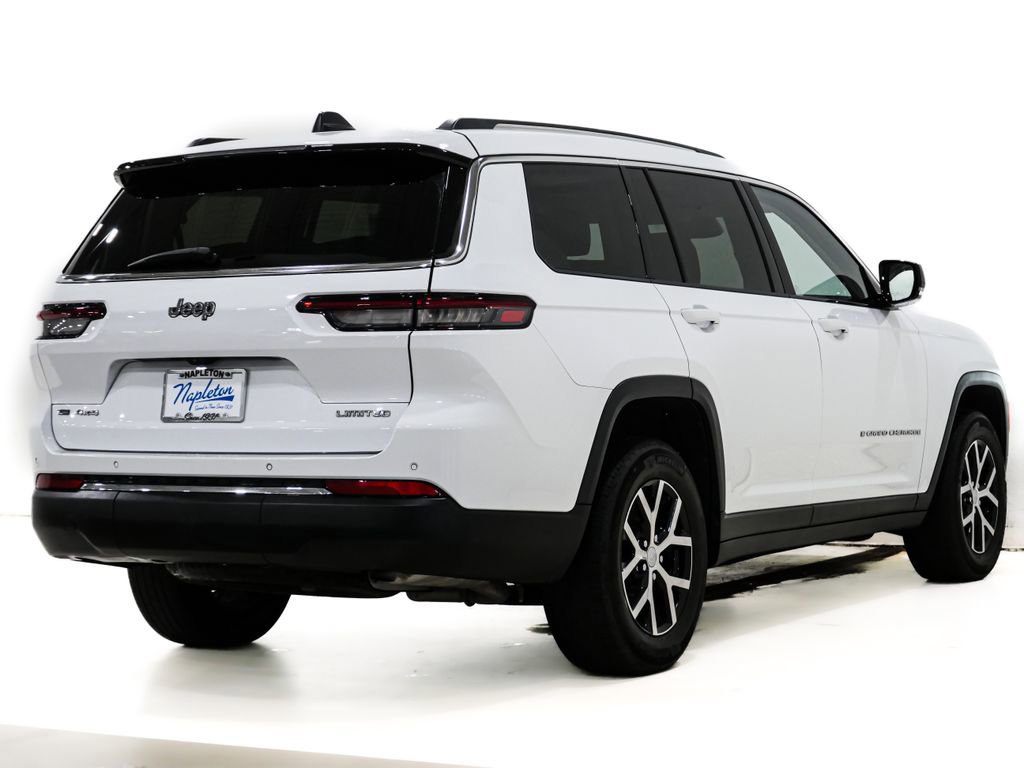 Used 2023 Jeep Grand Cherokee L Limited w/ Trailer Tow Group (B) AWD/4WD image 7