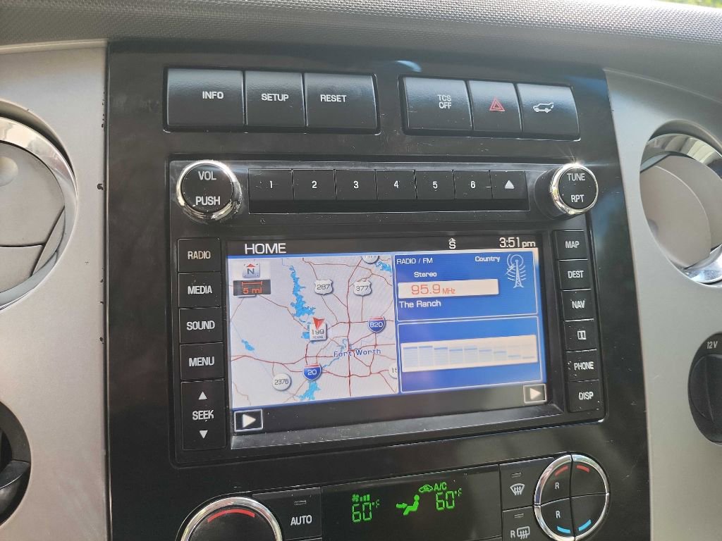 Used 2013 Ford Expedition Limited image 23