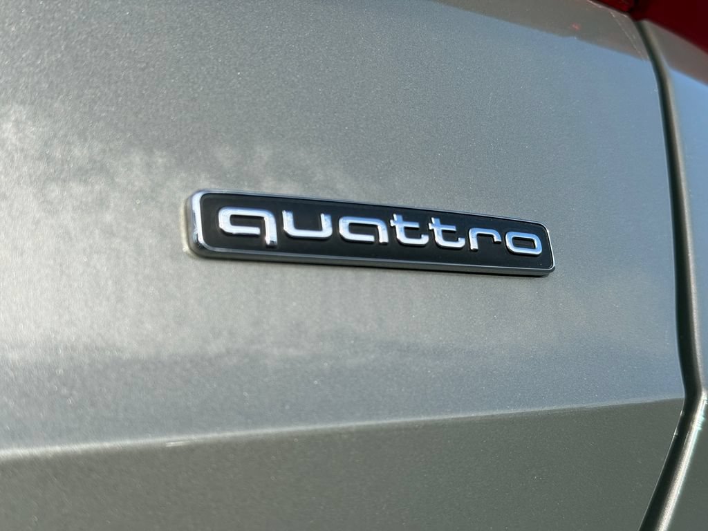 Used 2024 Audi Q3 2.0T Premium AWD/4WD image 8