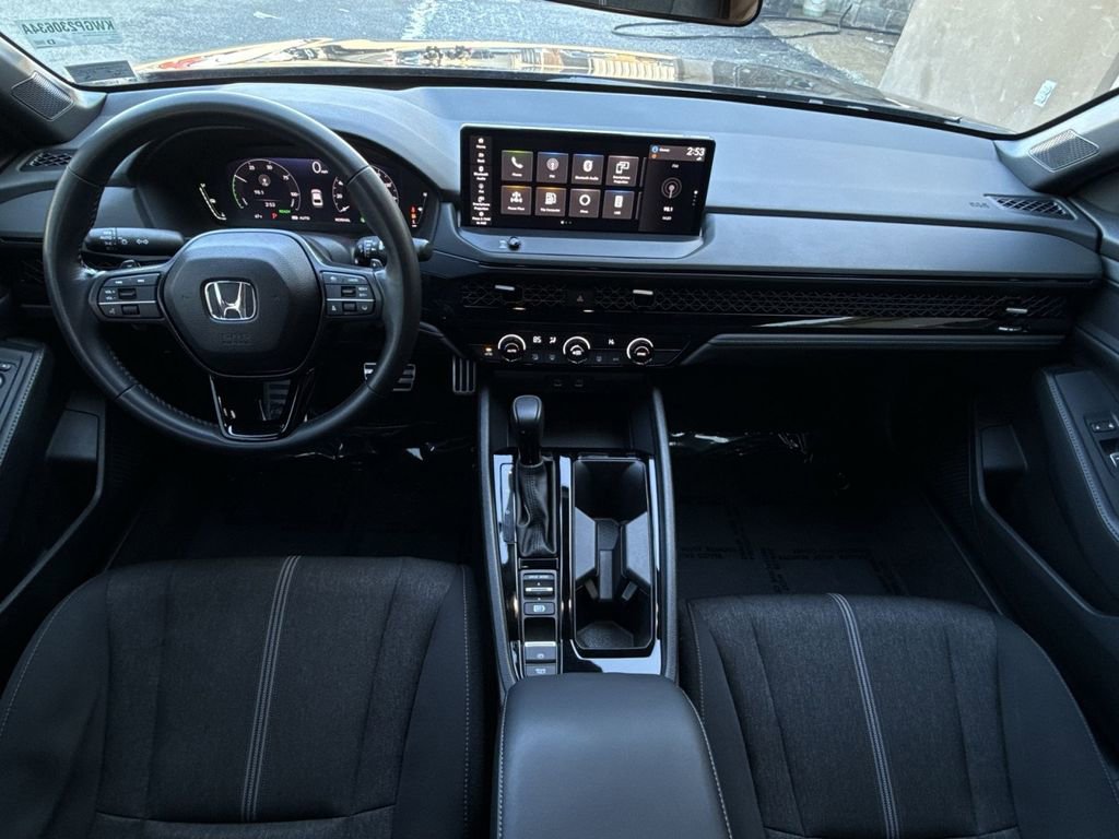 Used 2024 Honda Accord Sport image 23