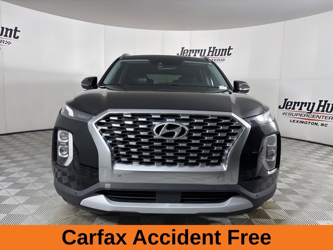 Used 2020 Hyundai Palisade SEL w/ Convenience Package image 3