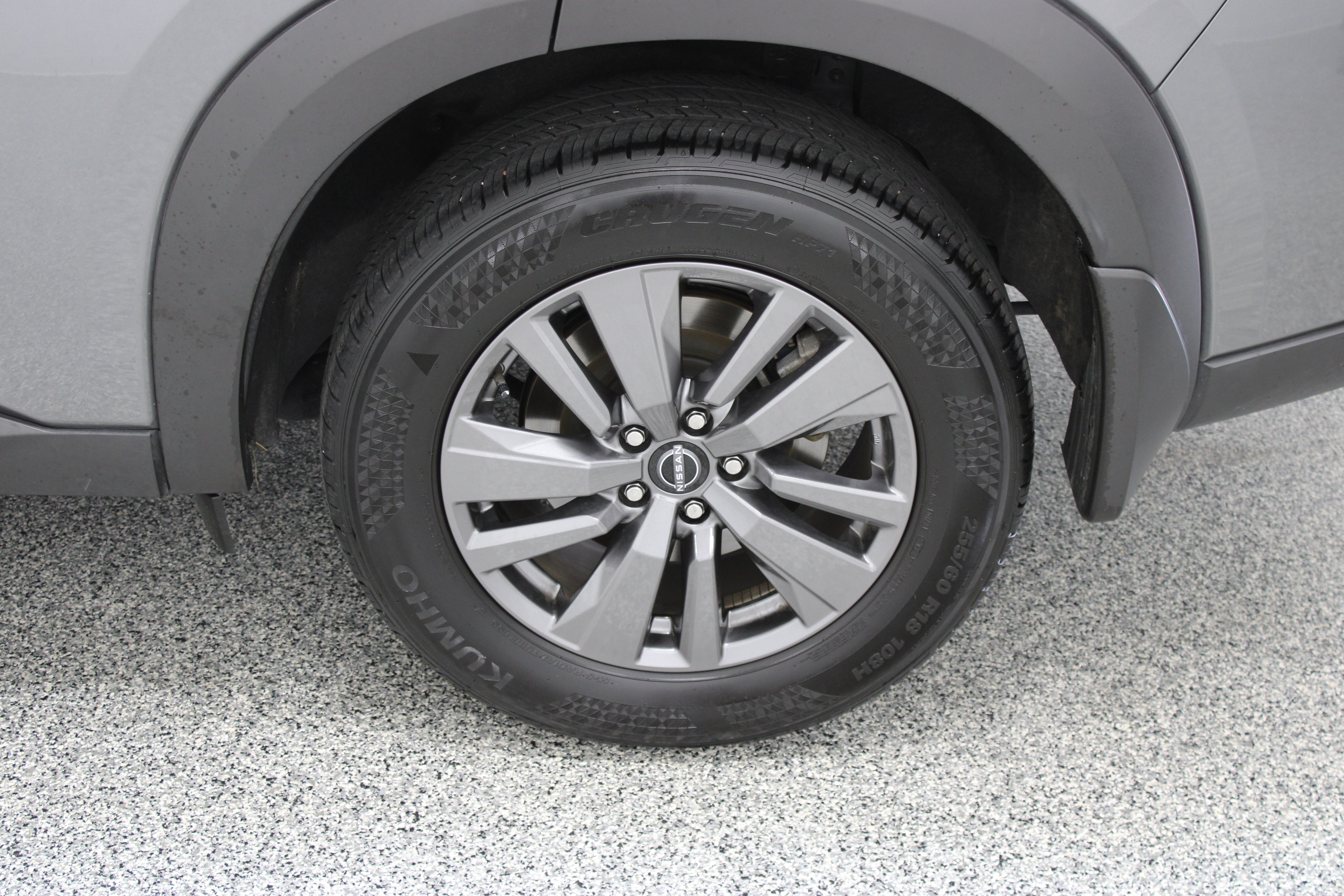 Used 2024 Nissan Pathfinder S FWD image 10