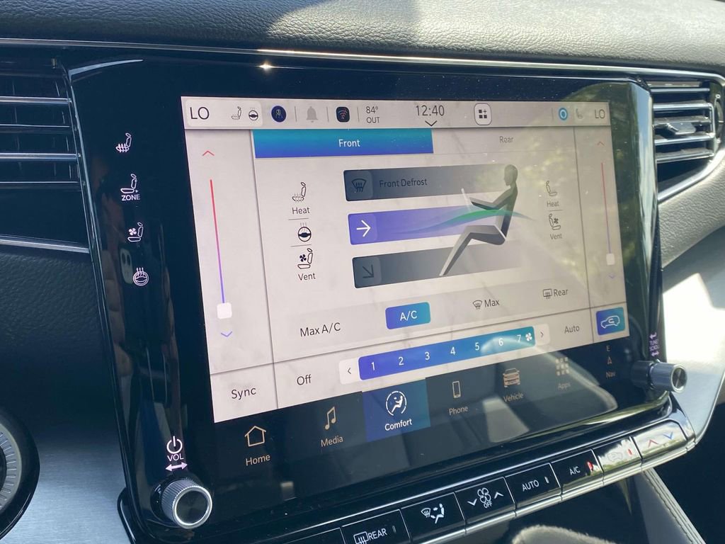 New 2026 Jeep Grand Wagoneer 2WD image 18