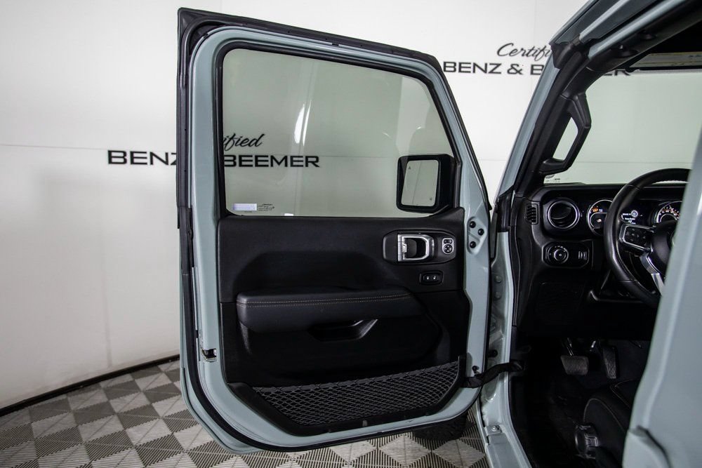 Used 2023 Jeep Wrangler Unlimited Rubicon 392 AWD/4WD image 21