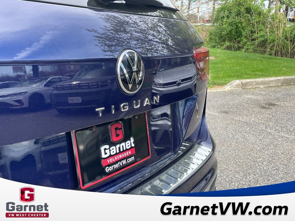 Certified 2023 Volkswagen Tiguan SE FWD image 31