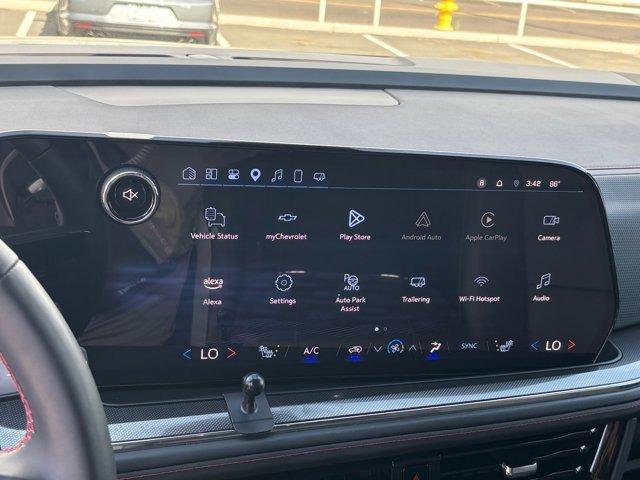 Used 2025 Chevrolet Suburban RST AWD/4WD image 22