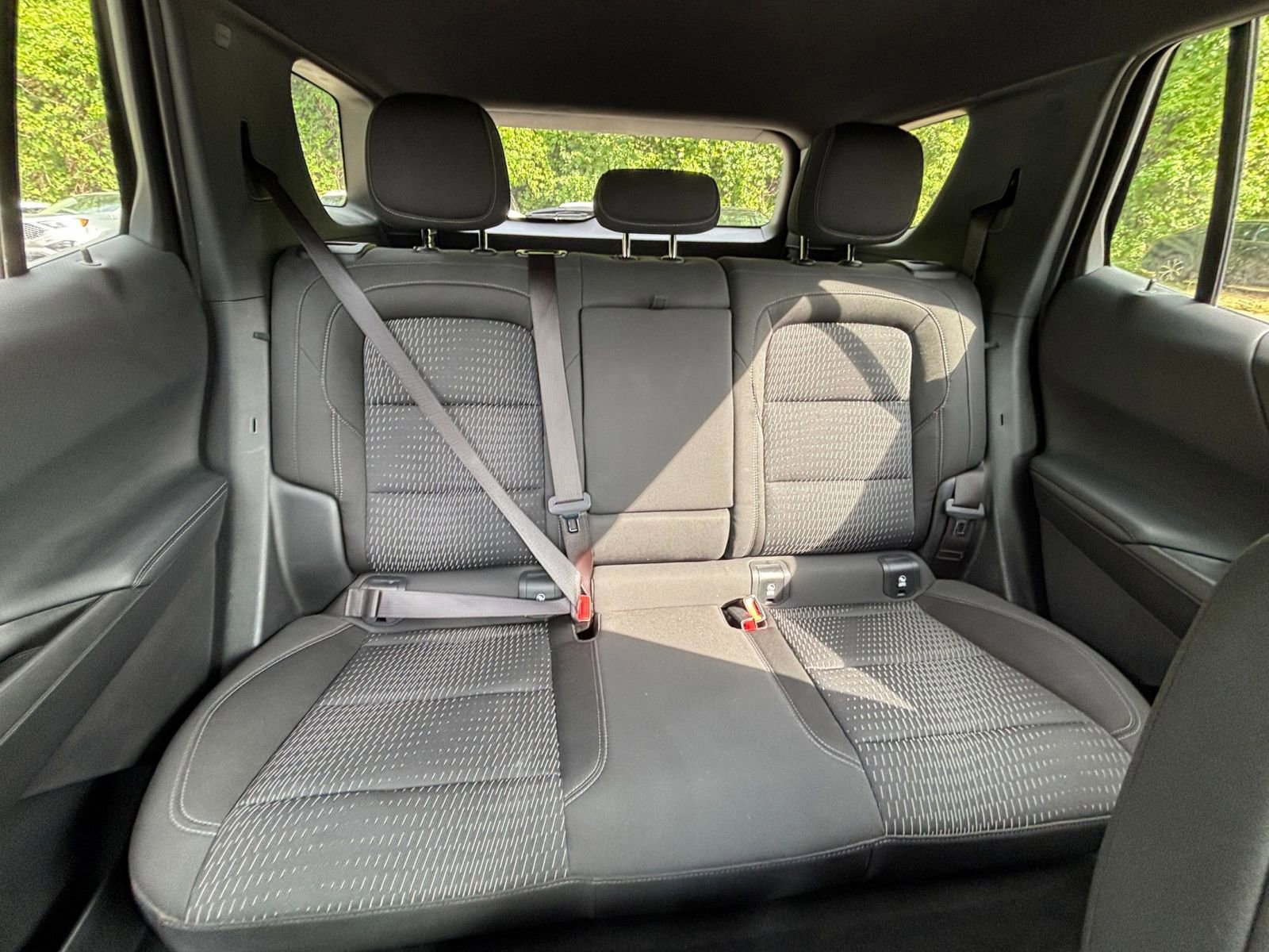 Used 2025 Chevrolet Equinox LT FWD image 37