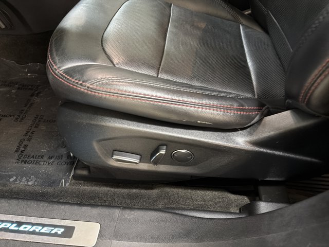 Used 2018 Ford Explorer Sport w/ Equipment Group 401A AWD/4WD image 17