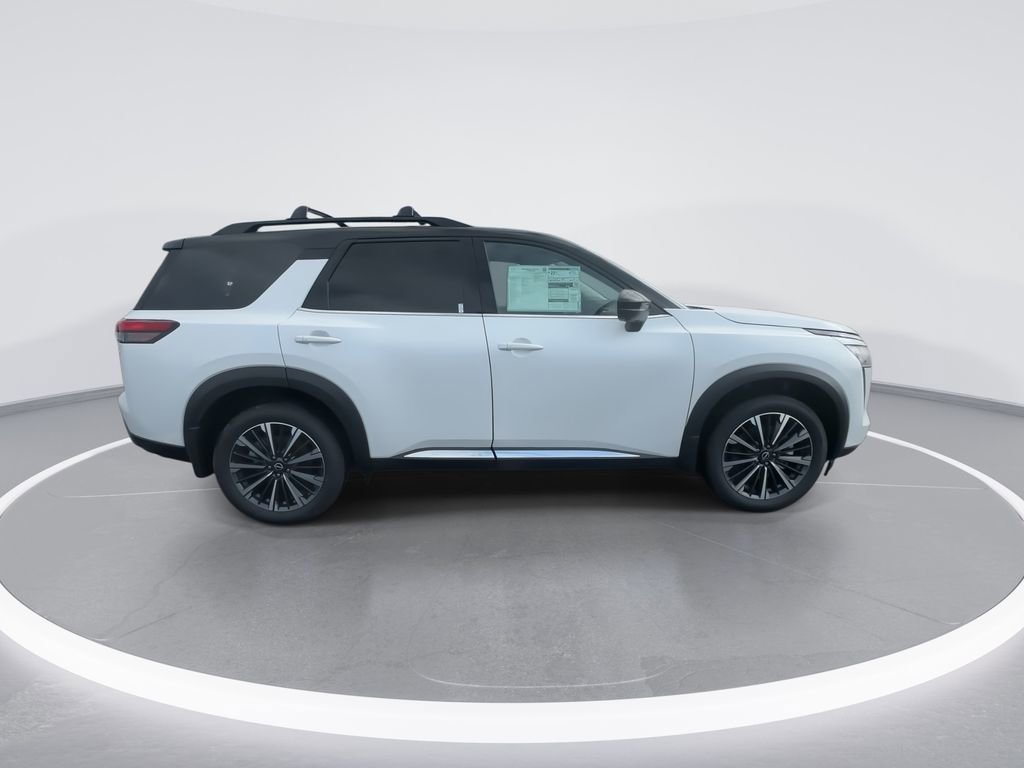 New 2026 Nissan Pathfinder Platinum image 9