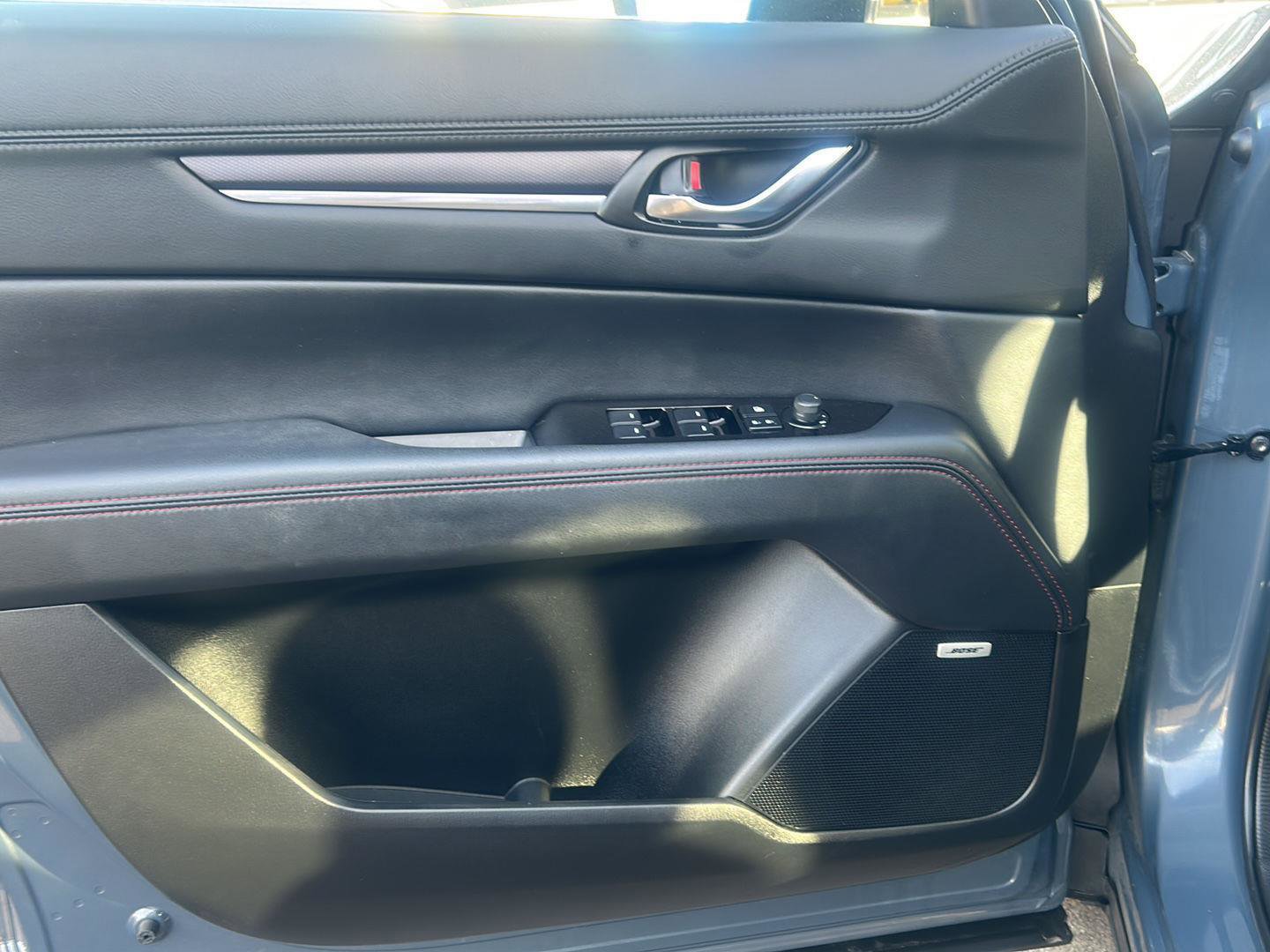 Used 2023 MAZDA CX-5 Carbon Edition image 35