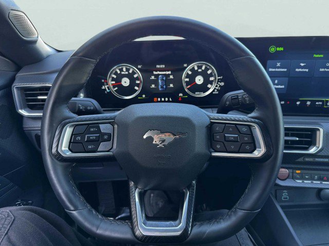 Used 2025 Ford Mustang Premium image 24