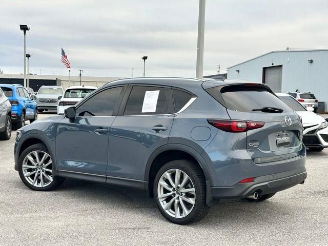 Used 2022 MAZDA CX-5 Carbon Edition image 4