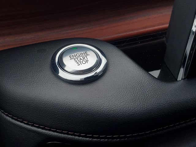 Certified 2023 Lincoln Aviator Reserve w/ Equipment Group 201A AWD/4WD image 16