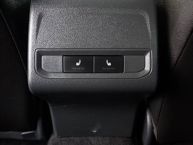 Used 2021 Volkswagen Jetta SE w/ SE Cold Weather Package FWD image 7