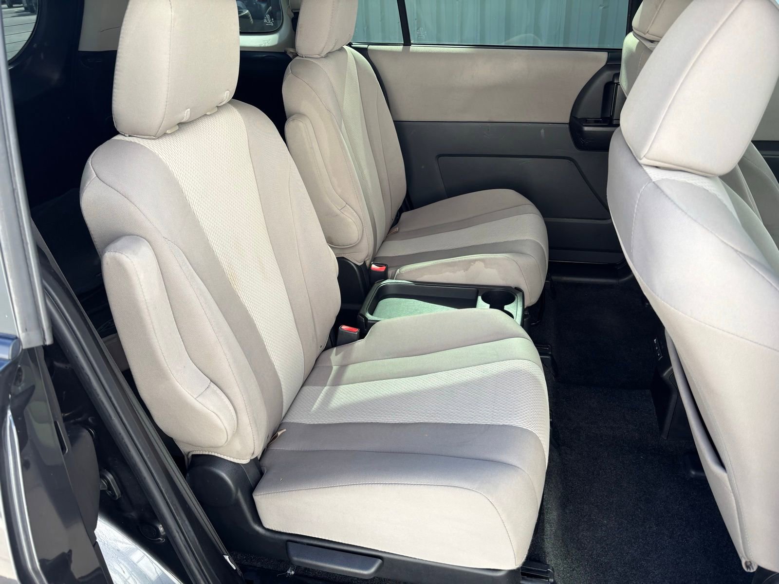 Used 2015 MAZDA MAZDA5 Sport image 31