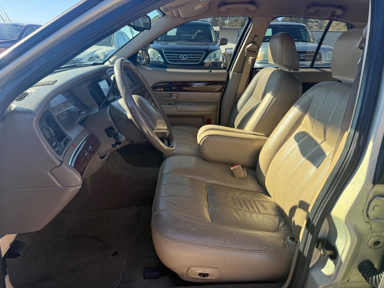 Used 2004 Mercury Grand Marquis LS image 10