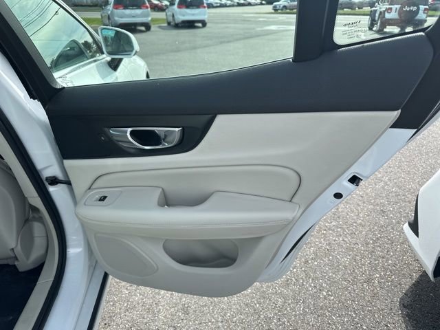 Used 2019 Volvo S60 T8 Inscription AWD/4WD image 11