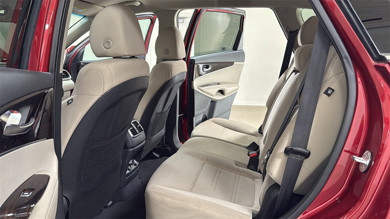 Used 2020 Kia Sorento LX w/ LX I4 Convenience Package image 15