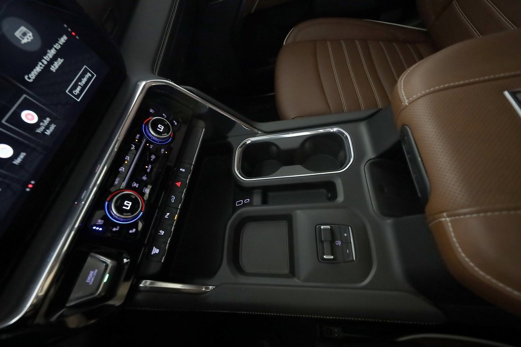 Used 2024 GMC Sierra 3500 Denali Ultimate image 37