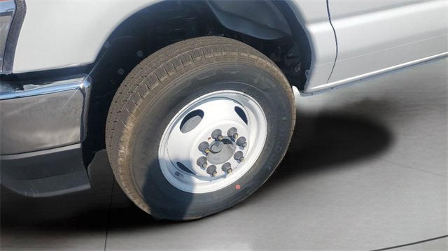 New 2026 Ford E-450 and Econoline 450 Super Duty w/ Power Equipment Group image 15