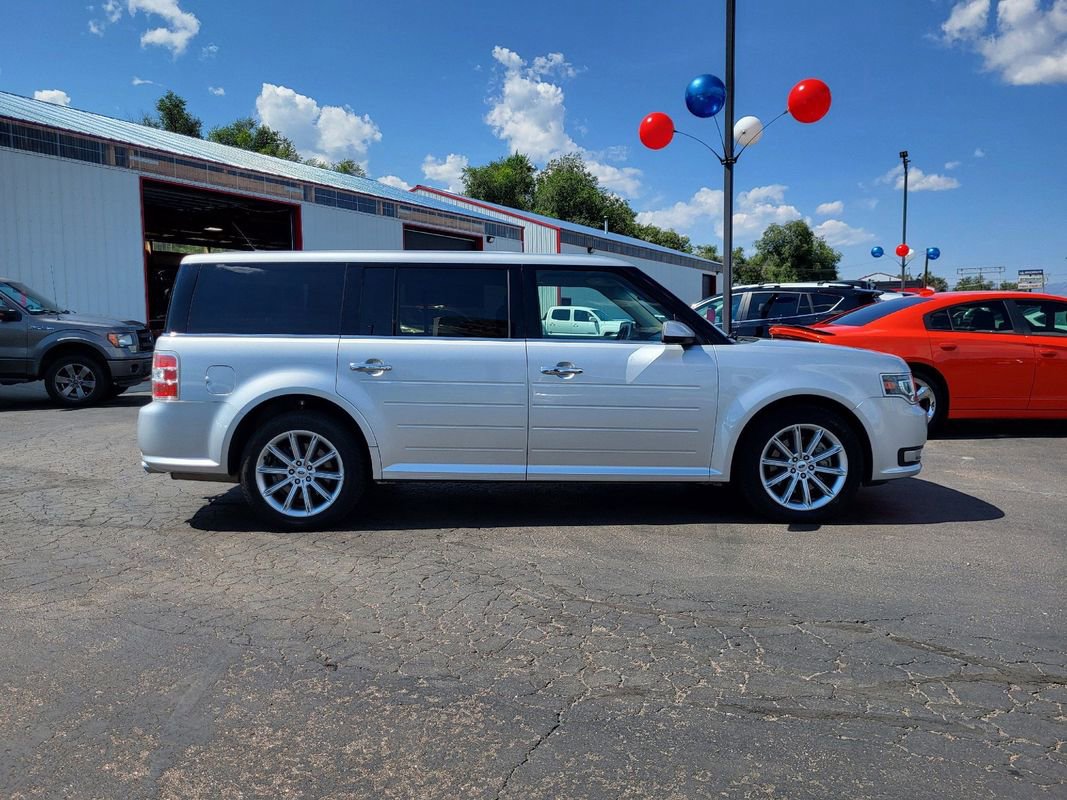 Used 2018 Ford Flex Limited image 6