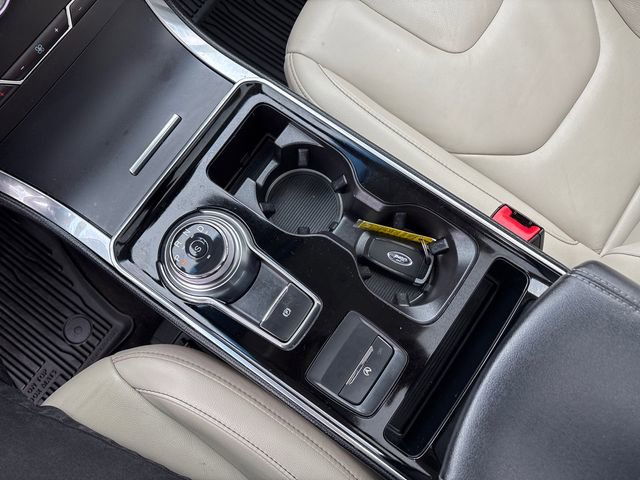 Used 2019 Ford Edge Titanium w/ Cold Weather Package image 36