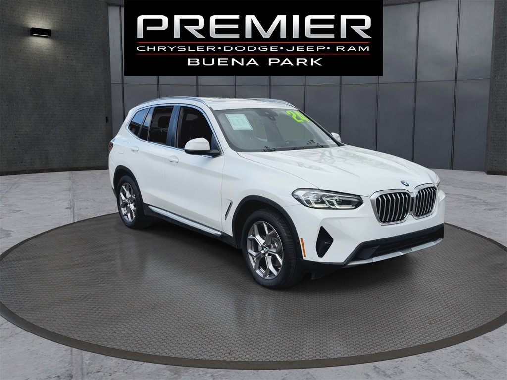Used 2024 BMW X3 xDrive30i w/ Premium Essential Package image 2
