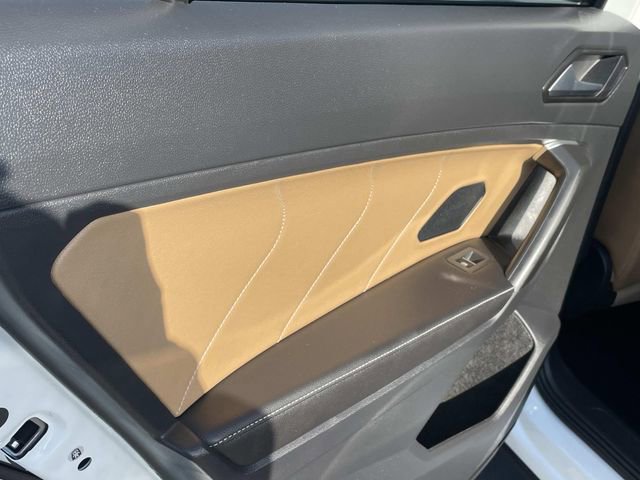 Used 2023 Volkswagen Tiguan SE R-Line image 23