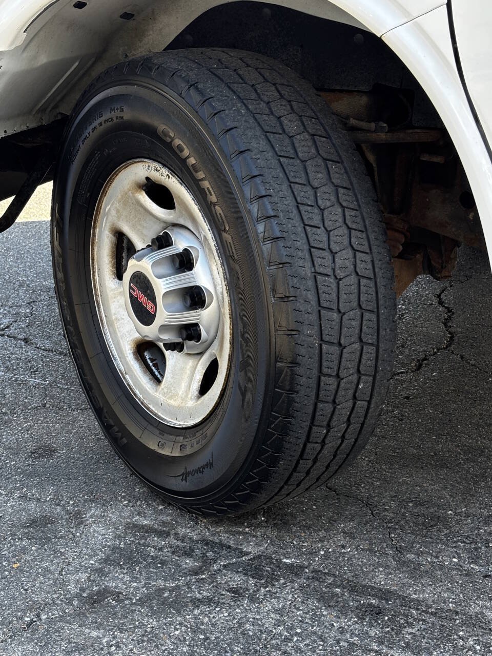 Used 2014 GMC Savana 3500 RWD image 34